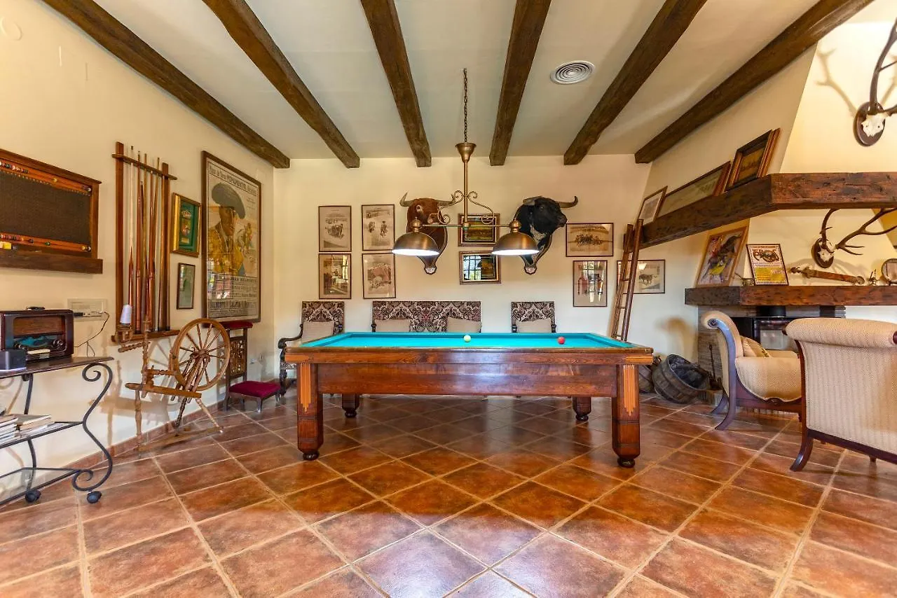 Villa Casa Flores con Piscina interior climatizada Alcaucín España