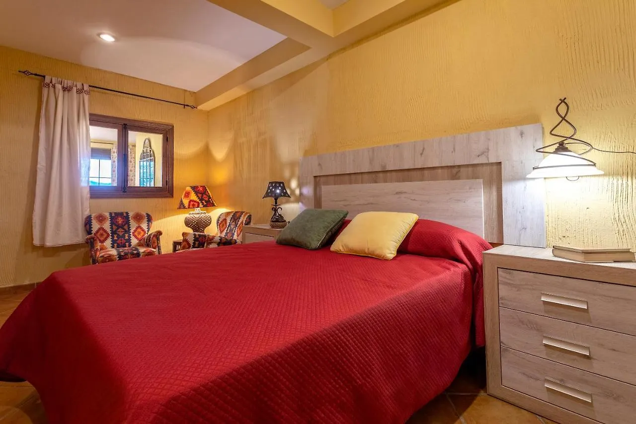 Villa Casa Flores con Piscina interior climatizada Alcaucín España